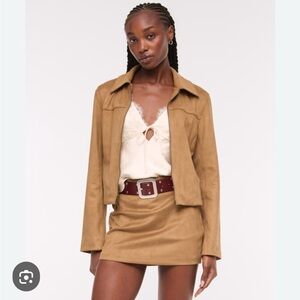 Abercrombie and Fitch A&F Scarlet Vegan Suede Mini Skort sz Medium NWT